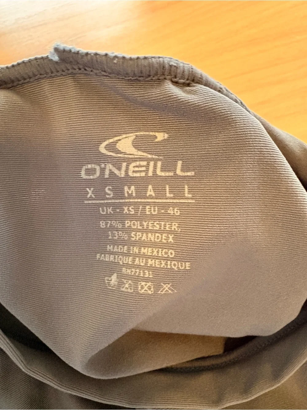 O'Neill girls Long Sleeve Rash Guard